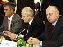 Grupi i Kontaktit në një takim më të hershëm