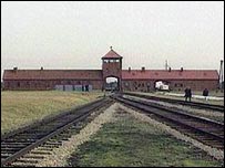 Vjezd do koncentračního tábora Osvětim