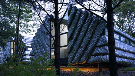 Photograph of the Creative Business Units at Aberystwyth Arts Centre by Heatherwick Studio © Edmund Sumner
