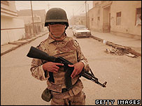 Soldado iraquiano em Fallujah, na província de Anbar