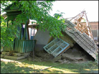 багато людей втратили житло, фото УНІАН