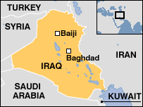 În localitatea Baiji, un atentator sinucigaş a intrat cu o cisternă în secţia de poliţie