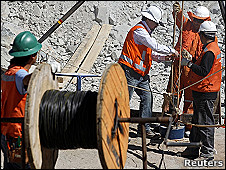 Trabajos de rescate en las afueras de la mina San José