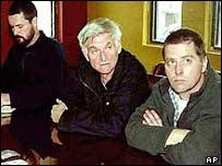 Tři odsouzení Irové Niall Connolly, Martin McCauley a James Monaghan 