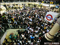 Facebook的伦敦地铁站晚会