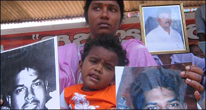 Relatives of the dissapeared protesting in Colombo