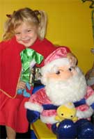 Ela - gyda Santa . . .