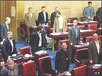 İran Meclisi'nde bir oturum