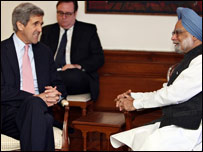 जॉन केरी और मनमोहन सिंह