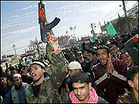 Simpatizantes do Hamas comemoram a vitória