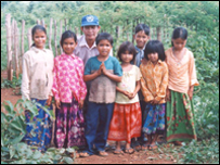 Trẻ em người dân tộc