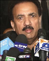 داخلہ امور کے مشیر رحمٰن ملک 