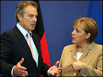 Ông Tony Blair và Thủ tướng Đức Angele Merkel 