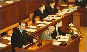 Sněmovna už o Motole jednala několikrát