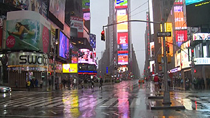 Pontos famosos de Nova York ficaram desertos com a passagem de Sandy (BBC)