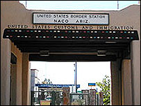 A cidade de Naco, no condado de Conchise, um dos afetados pelo estado de emergência