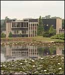 Waterside residence in Beaulieu