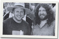 Gai Toms a Gari Gitâr o Glwb y Tylluanod