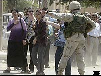 Soldado americano em Bagdá