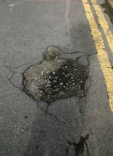 Pothole (small)