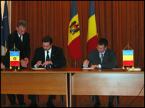 Mihai Răzvan Ungureanu şi Andrei Stratan