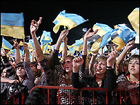 учасники відкритого з'їзду партії Батьківщина, фото з вебсайту Ю.Тимошенко