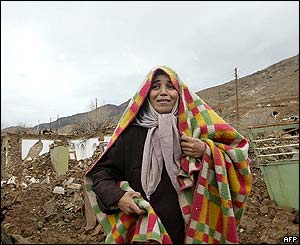 Jižní Írán postihlo silné zemětřesení. Zasáhlo na 30 tisíc lidí a čtyřicet vesnic.