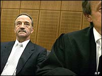 Obviněný Wolfgang Daschner před soudem