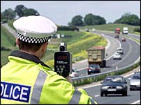 警方打击超速驾车的力度加大