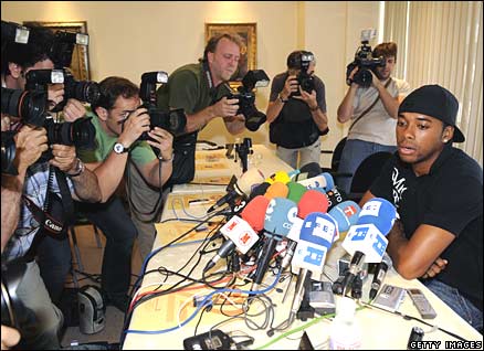 Robinho unveiled to the press