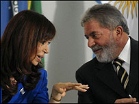 Cristina Kirchner e Luiz Inácio Lula da Silva em encontro em Brasília (Arquivo. Foto: Roosewelt Pinheiro/ABr)