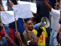 Manifestantes pró-Lúcio Gutiérrez em Quito
