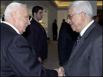 Ariel Şaron, Mahmud Abbas'la