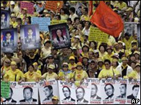 Biểu tình chống chính phủ tại Bangkok