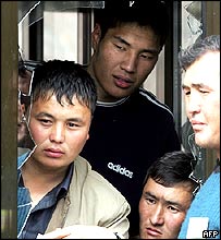 Stoupenci opozice v hlavním městě Biškeku