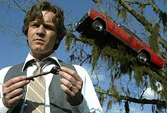 Image: Ewan McGregor in Tim Burton's latest film, Big Fish