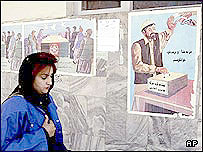 Afganistan'da seçim için yapılan reklamlar 