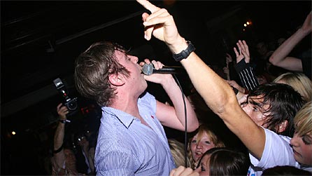 Kids In Glasses Houses. Photo: James McLaren
