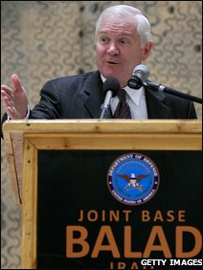 Bộ trưởng quốc phòng Mỹ, Robert Gates phát biểu tại Iraq