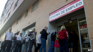 Desempregados na Espanha (Foto AP)