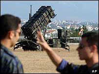 Mísseis Patriot estão prontos na base de Tatoi, em Atenas