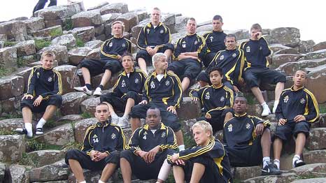 AIK check out the local sights and relax on the Giants Causeway